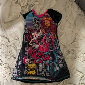 Moster high doll nightgown